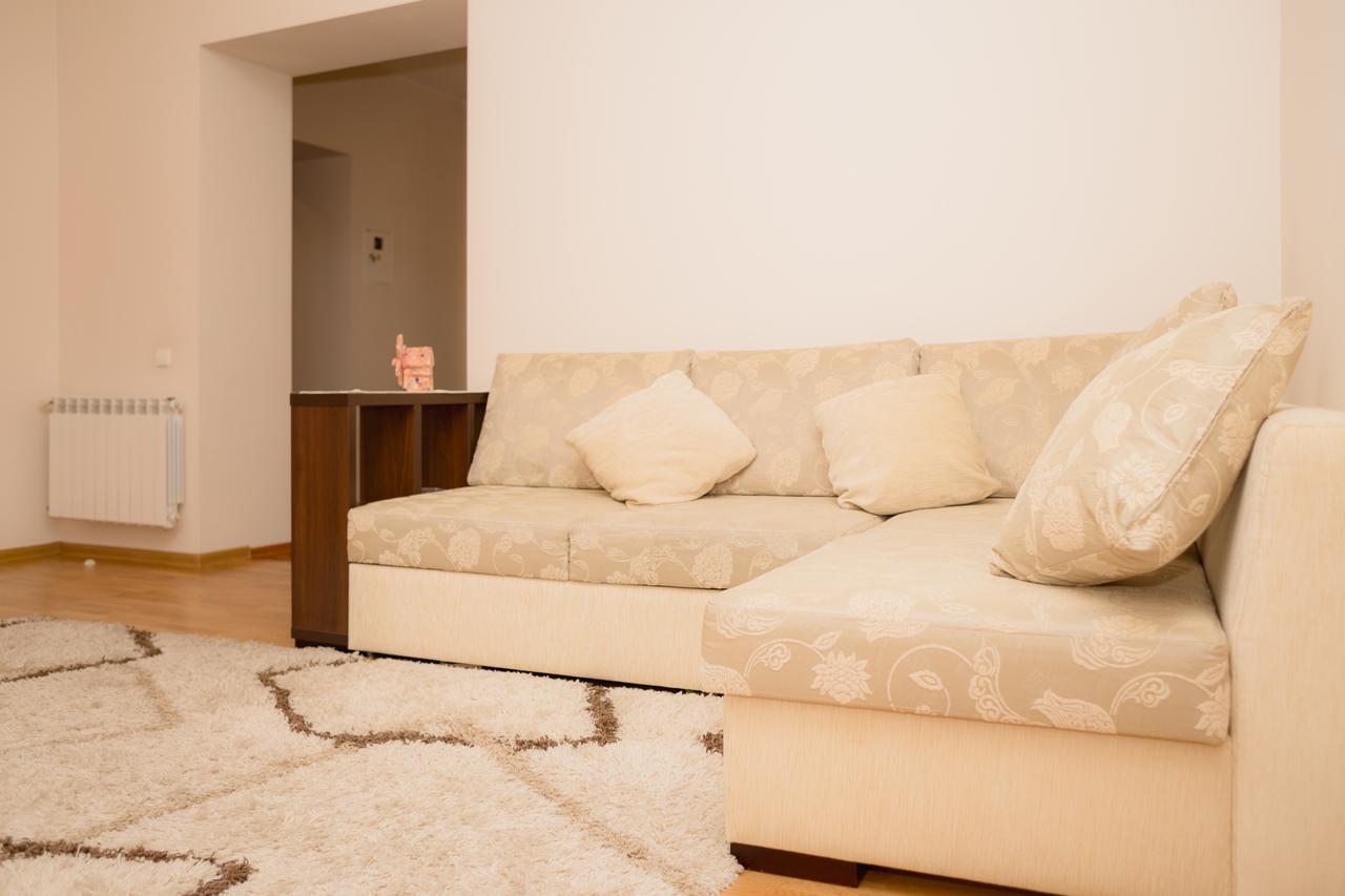Dorosh Apartamet Apartment Lviv Exterior photo